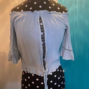 PAC SUN Top. Small. EUC